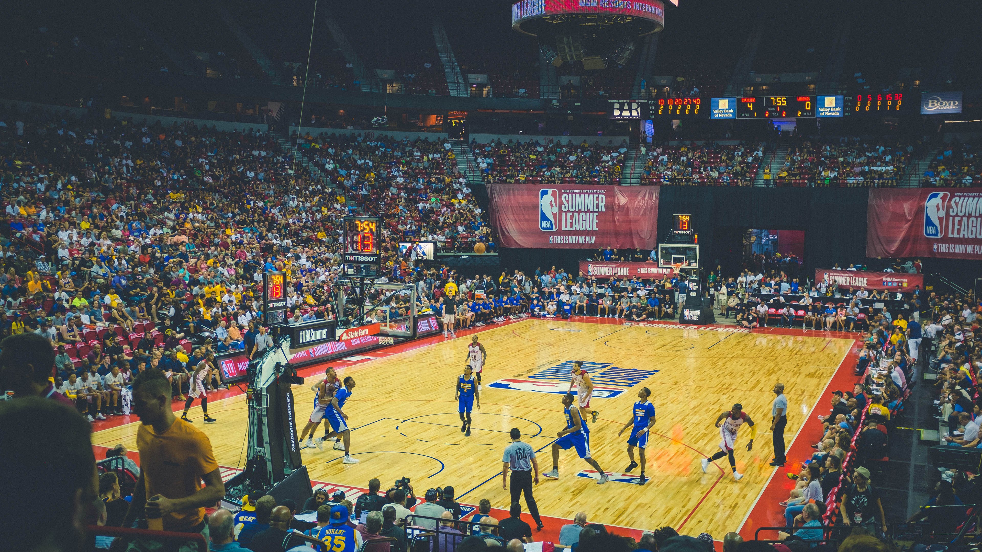 奥斯梅恩末节接管比赛,挪威强势拿下日本,当北欧风暴席卷东方武士