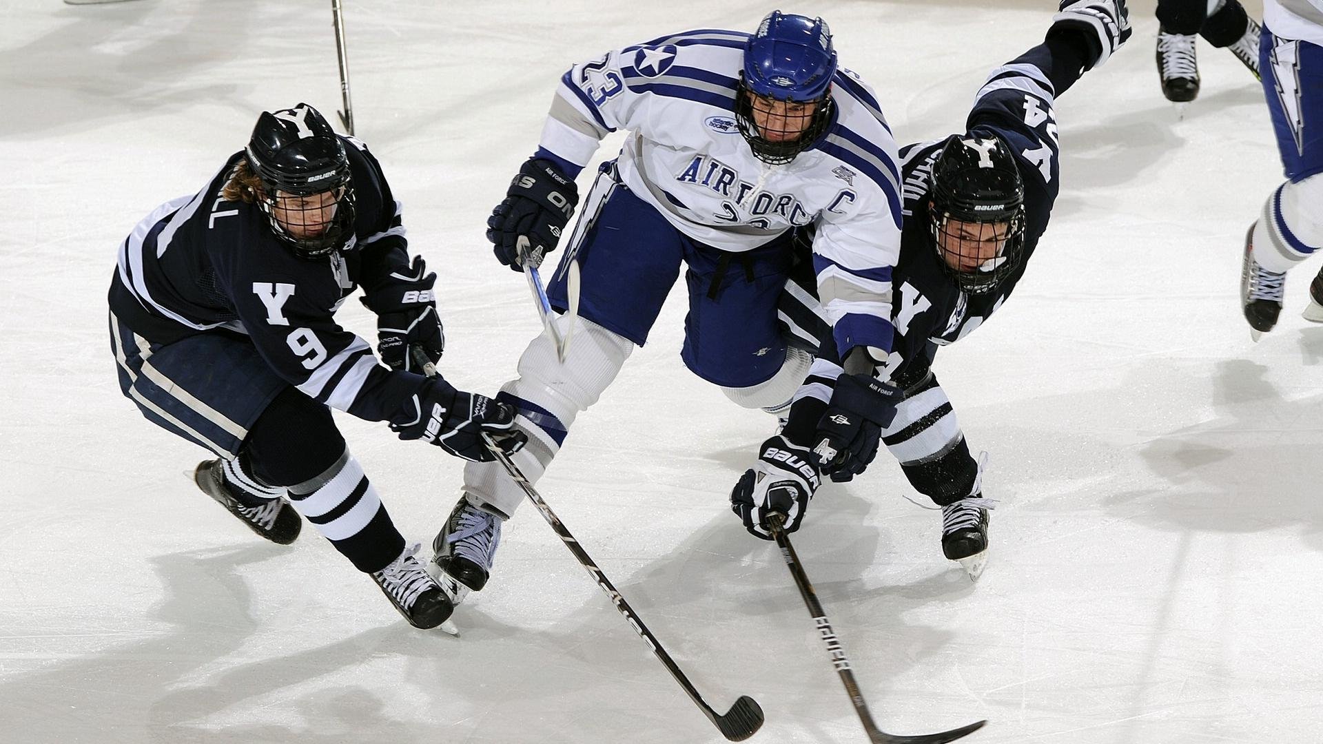 意甲焦点战之夜，伊萨克关键节点连续得分，谱写北欧冰与火之歌